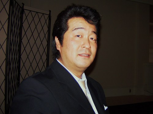 軽４で運送屋を、しています。RUN and RUN Expressといいます。荷物は、安心シテお任せください!それと、ポルシェ９０４の製作をしています！かなりオリジナルに近いものができあがります！注文はお早めに!子供達は、みな芸能の道に進んでいます!!!楽しみにして待っているバカ親父です!!!!
