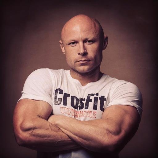 TrenerBrin's profile picture. Заслуженный фитнес тренер всей галактической республики, млечного пути и п/о Ямал. Толстожопый, ленивый, и относительно умный. Весьма относительно.