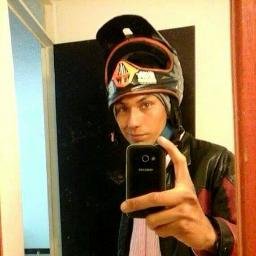 romelleandro198's profile picture. Gane #dinero sin hacer ni invertir nada.

Esta aplicación al descargarla te paga y solo por tenerla

instalada también te paga  👇📲👇