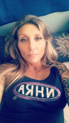 lanya_gale's profile picture. Addict in recovery, full time student, full time mommy, recovery & drag racing is our life. #recoveryiseverything #racemom #tracklife #dragracing #lovemylife.