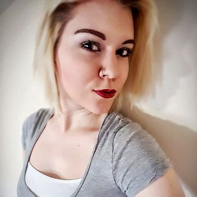 Yumalicious33's profile picture. 