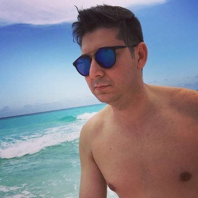 kfcarlos's profile picture. Smile / Love / Enjoy / Life is short/