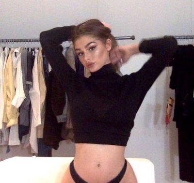 ynggvdess's profile picture. goddamn