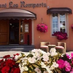 Le restaurant Les Remparts vous accueille du Mardi au Dimanche de 11h30 à 14h00 et du Jeudi au Dimanche de 18h30 à 21h30.