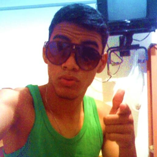 luisdaniel2444's profile picture. 