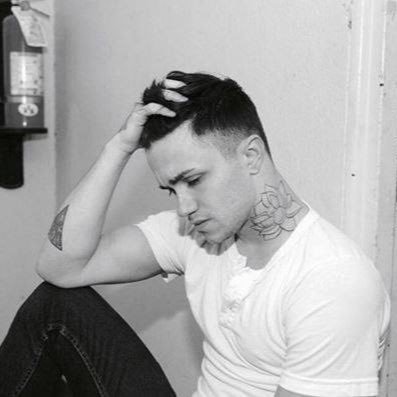 rpgrgsjake's profile picture. de jouer à jouir il n'y a qu'un pas.