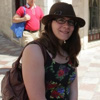 Emily Bailes (@emilyjbailes) Twitter profile photo