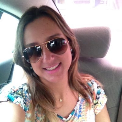 Psicóloga apaixonada pela profissão. Louca por café!!!