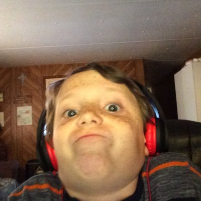 TravDaWzrd Profile Picture