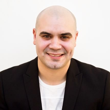 Luis Epik Rivera