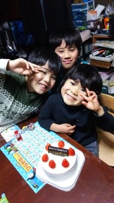 yuukou73's profile picture. 子供達に明るい未来を❗
アレルギーの克服目指しながら、日々過ごしてます。
目に見えない世界や不思議な事大好きです。