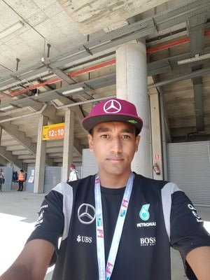 SRamlugan's profile picture. 