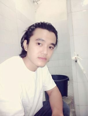 lalrinkima69's profile picture. live in the moment # do spontanous things #  addreline junkie