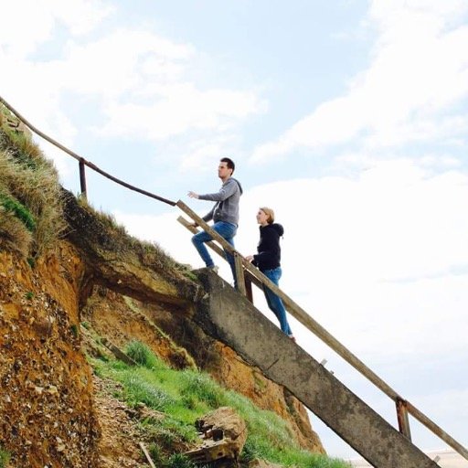 aldec95's profile picture. Étudiante en cinéma #ULiège