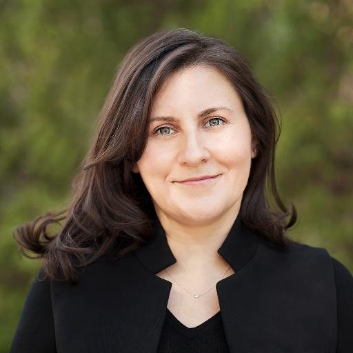 Data analytics. Previously advisor to client executives and business owners. Fan of women's tennis.
