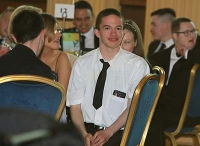 Leonard Myles Duffy I am from Derry Strathfoyle and I like movies and playing Xbox 360 and Singr and I am on Facebook duffyleonard399 Snapchat