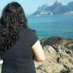 MiaArtie's profile picture. Parafraseando Freud...Quando Pedro me fala sobre Paulo, sei mais de Pedro que de Paulo.