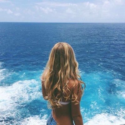 W27Caroline's profile picture. all about summer