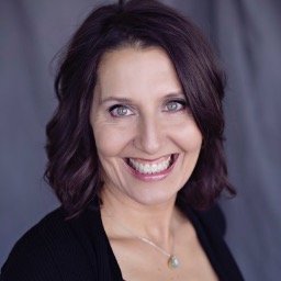 aprilporterfie1's profile picture. 