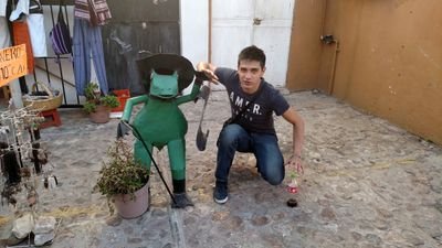 Autodidacta, geek. Amor a los videojuegos, ATB/Marit Larsen/The Saturdays, hurones, viajar, ayudar / Tan solo una parte de la grán maquina que es @NSMgamers