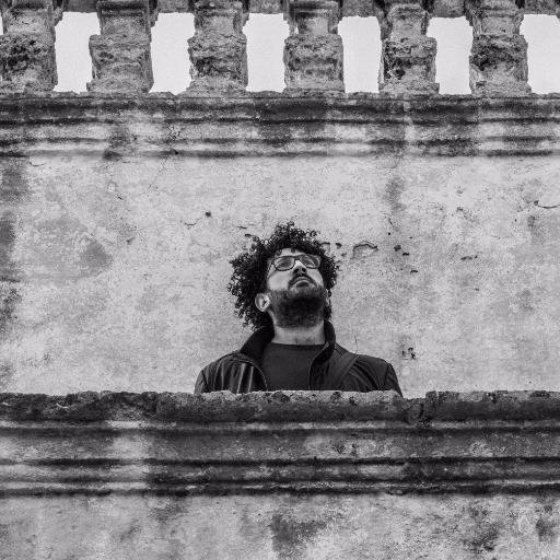 jacquesihsv's profile picture. l'obiettivo non è diventare famosi o arricchirsi ma condividere un certo modo di guardare