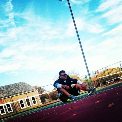 Alexari29181633's profile picture. 