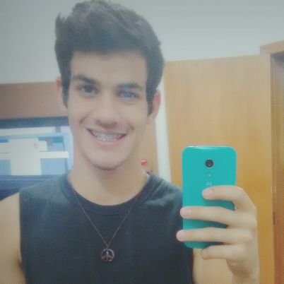 Fecebook; André Rodrigues Torres
Instragram; Dêeh R.Torres
Snap; andrerotorres41
Honestidade nunca será demais, sua moral não se ganha, se faz ☁☮