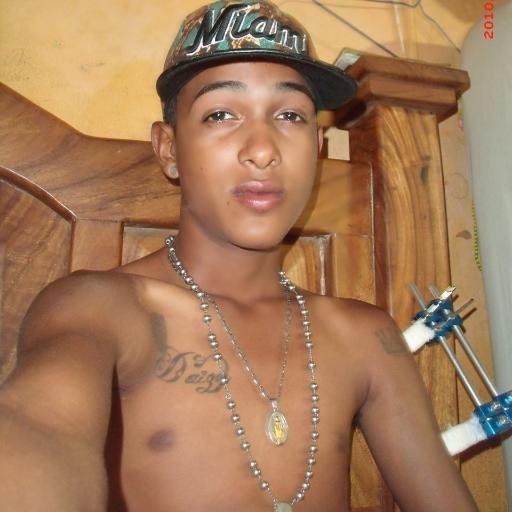 MeDicenMenor_'s profile picture. 16Añitos/ Un solo rostro un solo corazon, Mientras dios me de vida y salud sigo de pie en la pista dandole la cara ala vida.