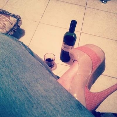 Nunca cierres todas las puertas por mantener una abierta! siempre puedes encantar sorpresa detrás de otras!