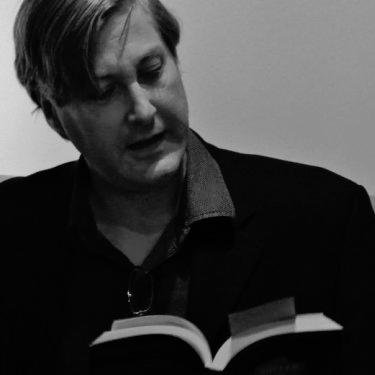 Craig is an author of popular thriller, horror and sci-fi fantasy fiction.