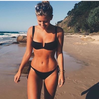 Jo_hadid's profile picture. nimateurs & animatrices Droit & justice Mode Séries & fictions