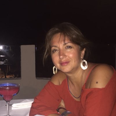 yowitta's profile picture. Una sonrisa es mejor que un llanto, doy gracias por cada dia que Vivo....