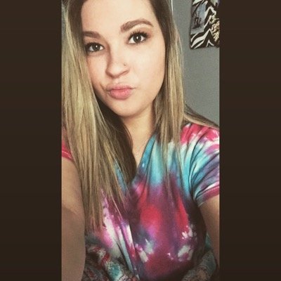 Andreaa_Booo's profile picture. Add me on snap a_davis12345