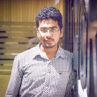 rshari07's profile picture. 