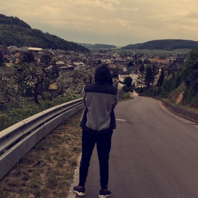 Player for @NinthSquadIX Skype: Fleezehh Youtube: Fleezeh ogk