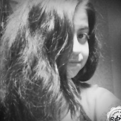 aycaares's profile picture. 