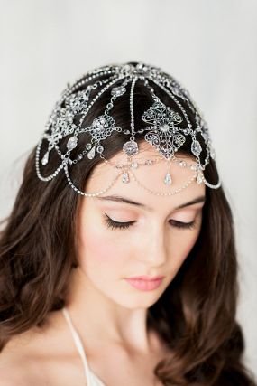Daughter of Rickard Stark and Lyarra Stark.