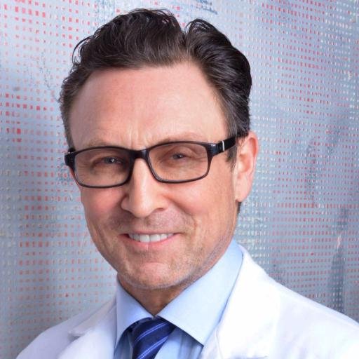 Internationally renowned #plasticsurgeon. Founder of NightLift® - https://t.co/XGGpya55ss 310-273-3000