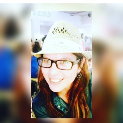 CaralindaR's profile picture. 