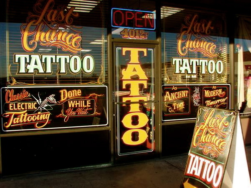 World class custom tattooing by award winning artists.