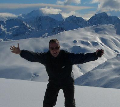 Ian Ellis Profile