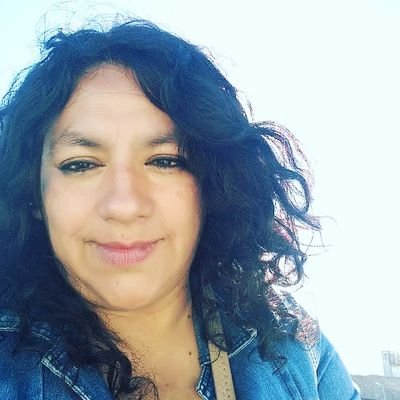 CELIA LOAYZA