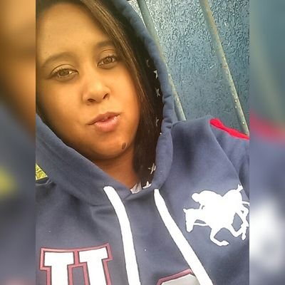 Leeh48556087's profile picture. 