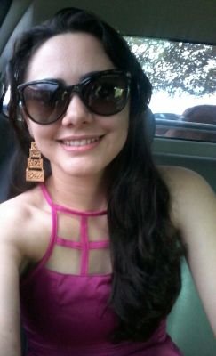 21sandraaraujo's profile picture. Não amar por medo da dor é a mesma coisa de não viver por medo da morte.