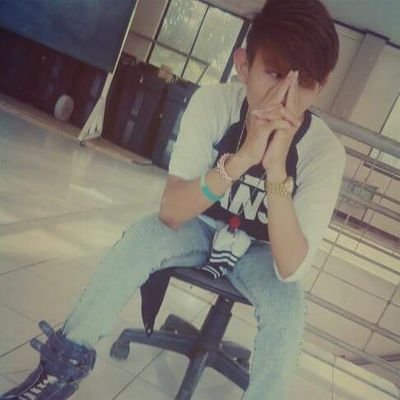 aztrex_on's profile picture. Im A Simple Dude With An Awsome Personality