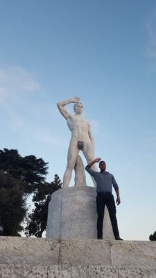 robyvota1's profile picture. 