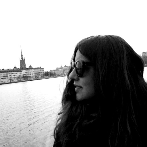 aloomaa_mc's profile picture. Ja no ens alimenten molles, ja volem el pa sencer. Vostra raó es va desfent, la nostra és força creixent