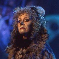 Grizabella (@magicalsmilc) 's Twitter Profile
