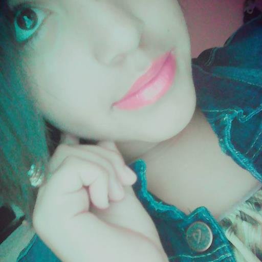 Sin thu amor no puedo estar en thus brazos yo me, yo me qiero quedar y esos besos que thu das ay ay no lo puedo negar sin thu amor yo no qiero estar #MB