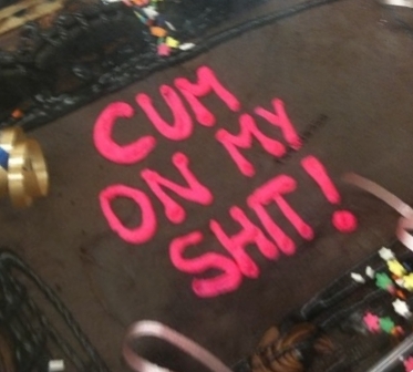 cumonmyshit's profile picture. 